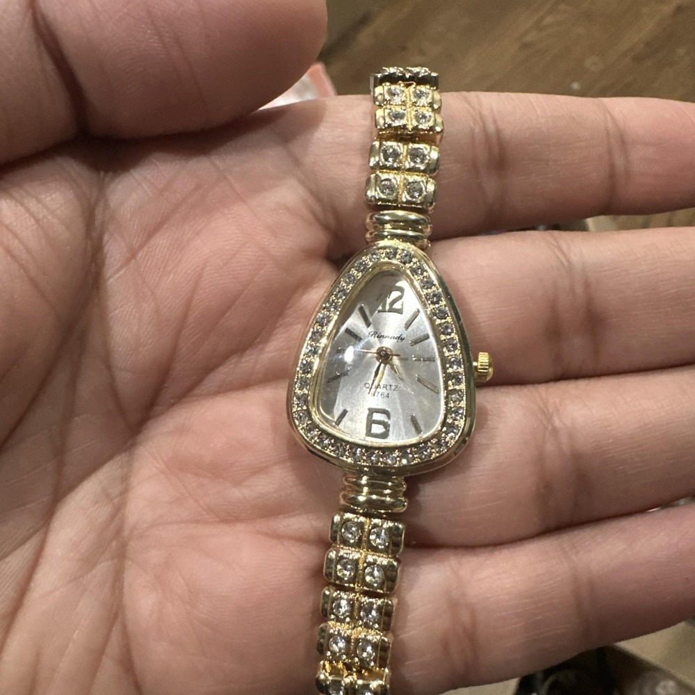 New Ladies Watch Gold Tone Teardrop Shaped Crystal Encrusted Dainty 22mm Fit 8in - Picture 2 of 11